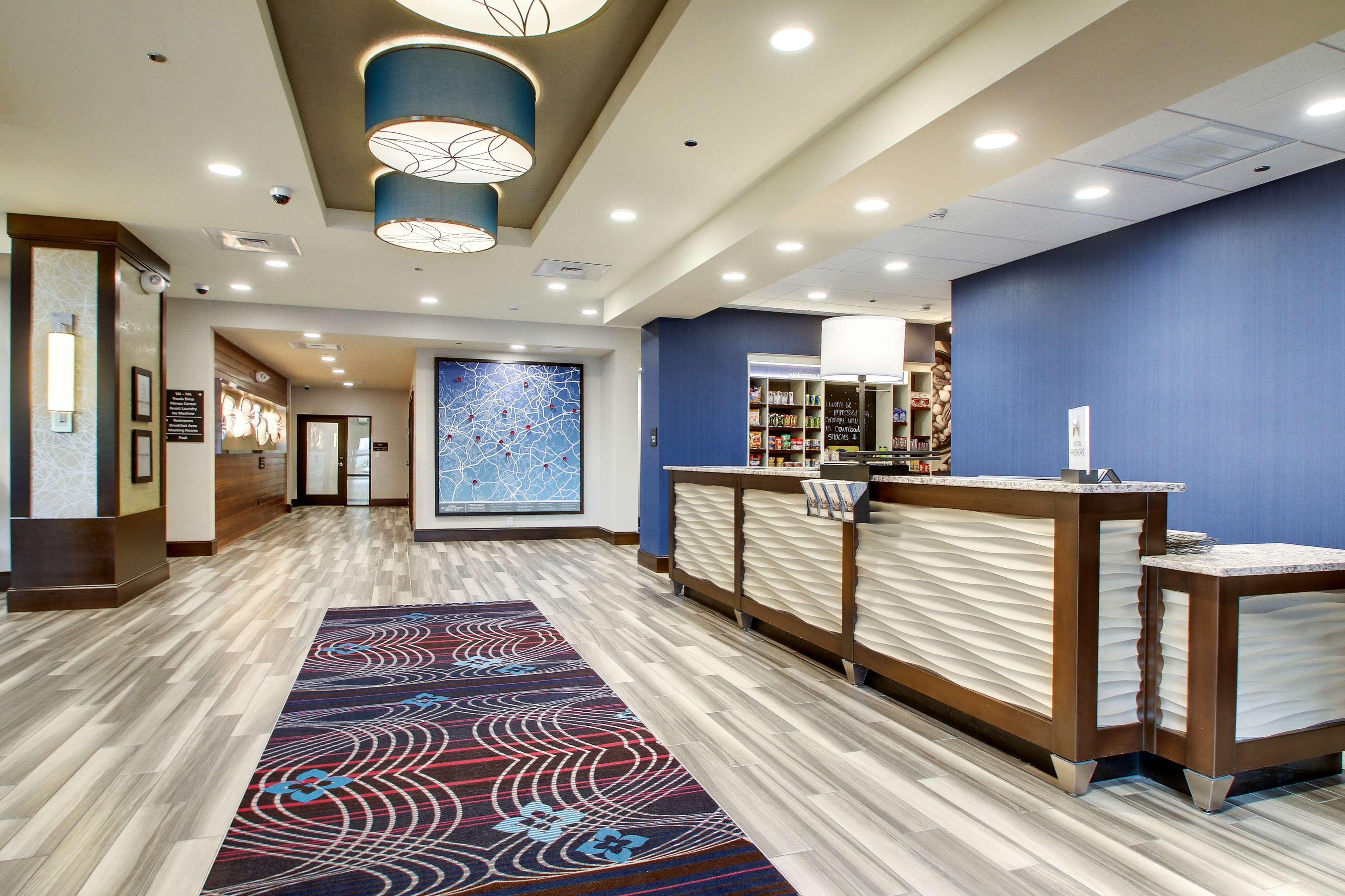 Hampton Inn & Suites Greenville Airport Exterior photo