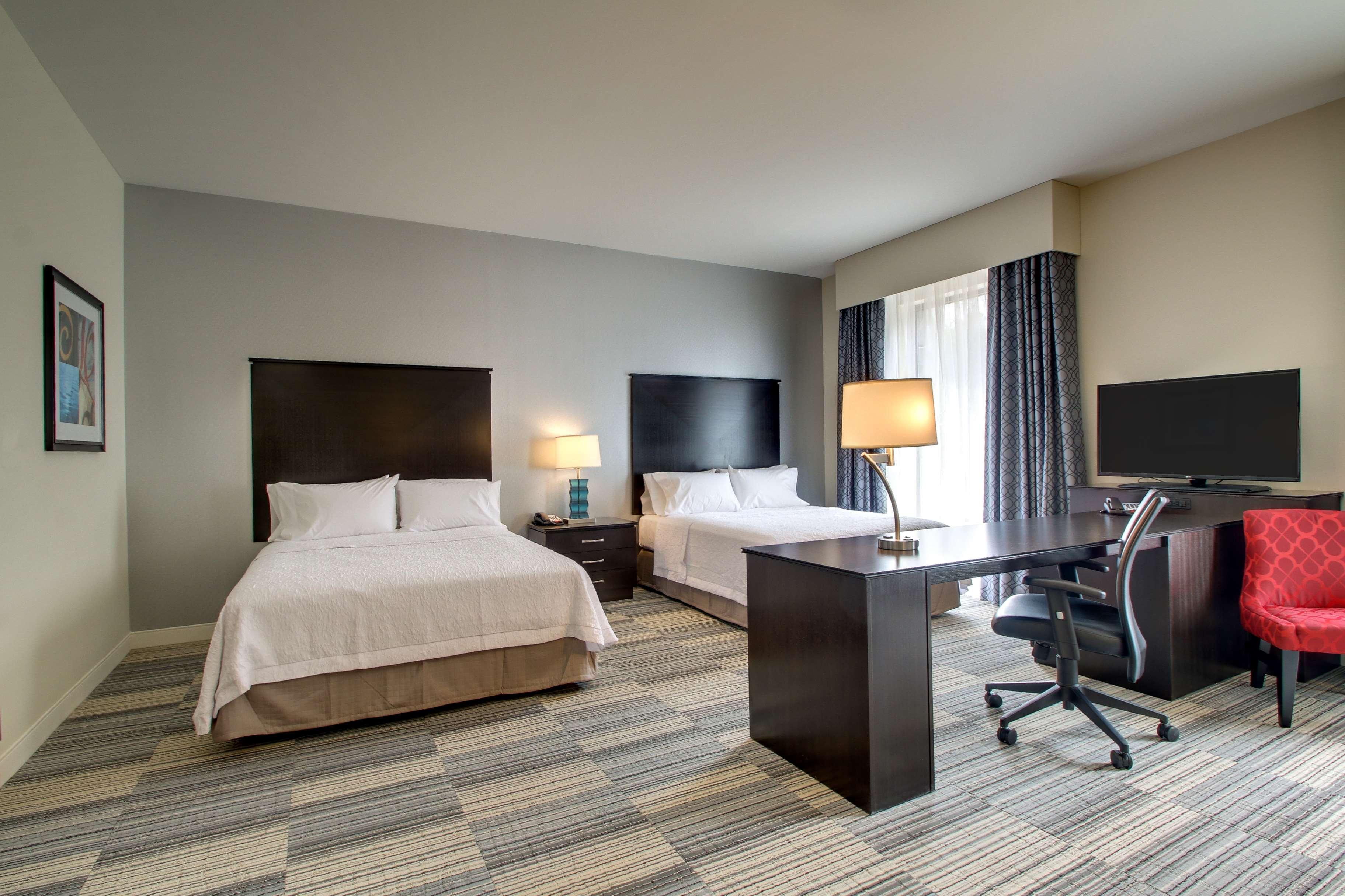 Hampton Inn & Suites Greenville Airport Exterior photo