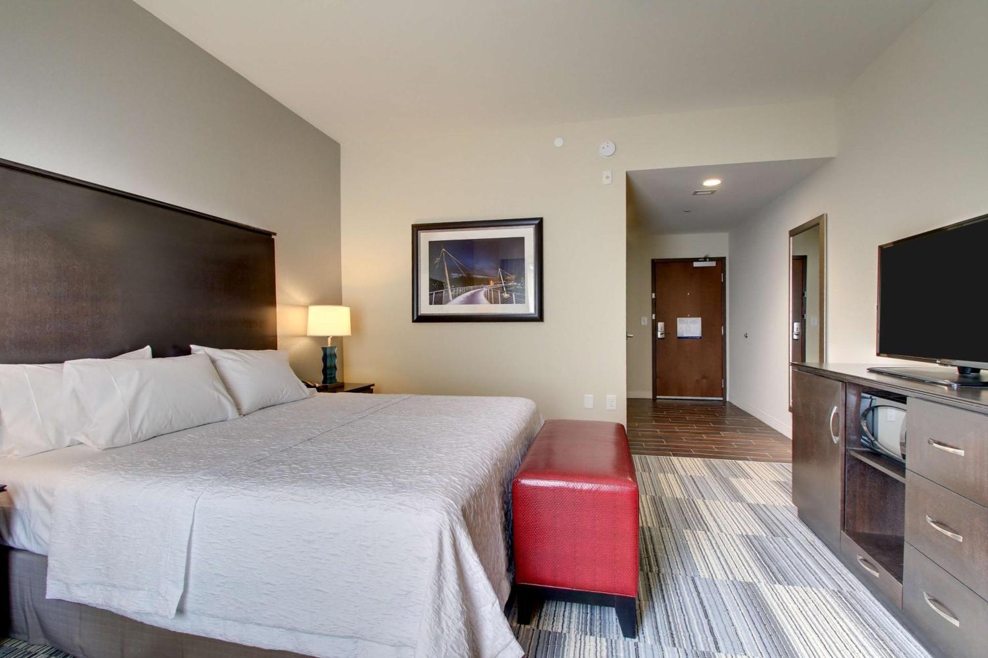 Hampton Inn & Suites Greenville Airport Exterior photo